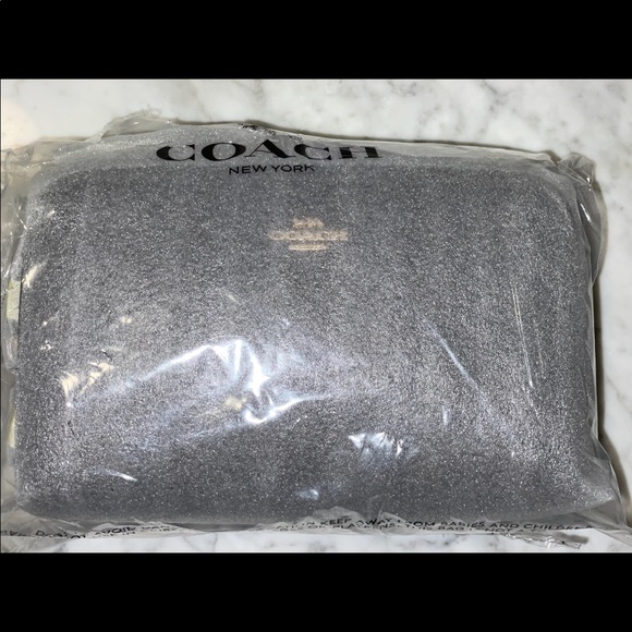 Coach Wristlet - Picture 2 of 4